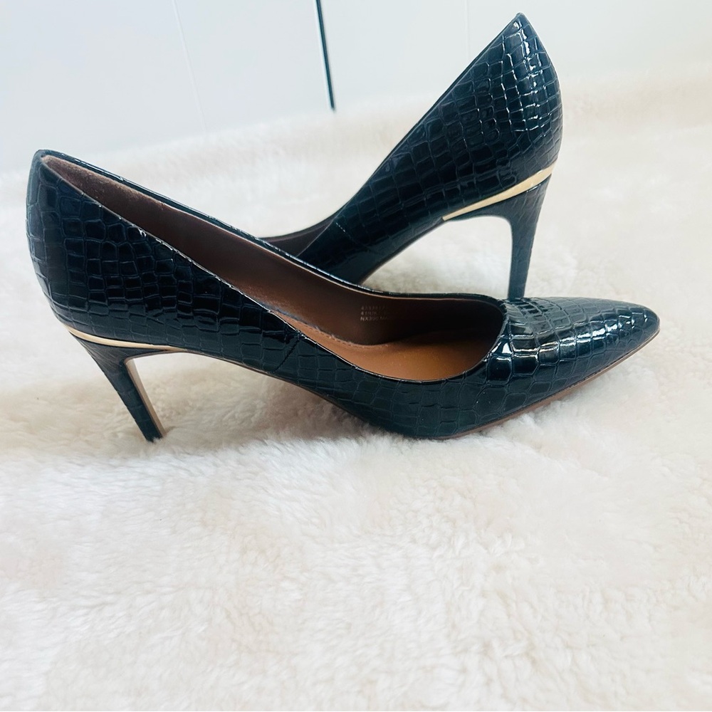 Navy Blue Croc Embossed Pumps Heels